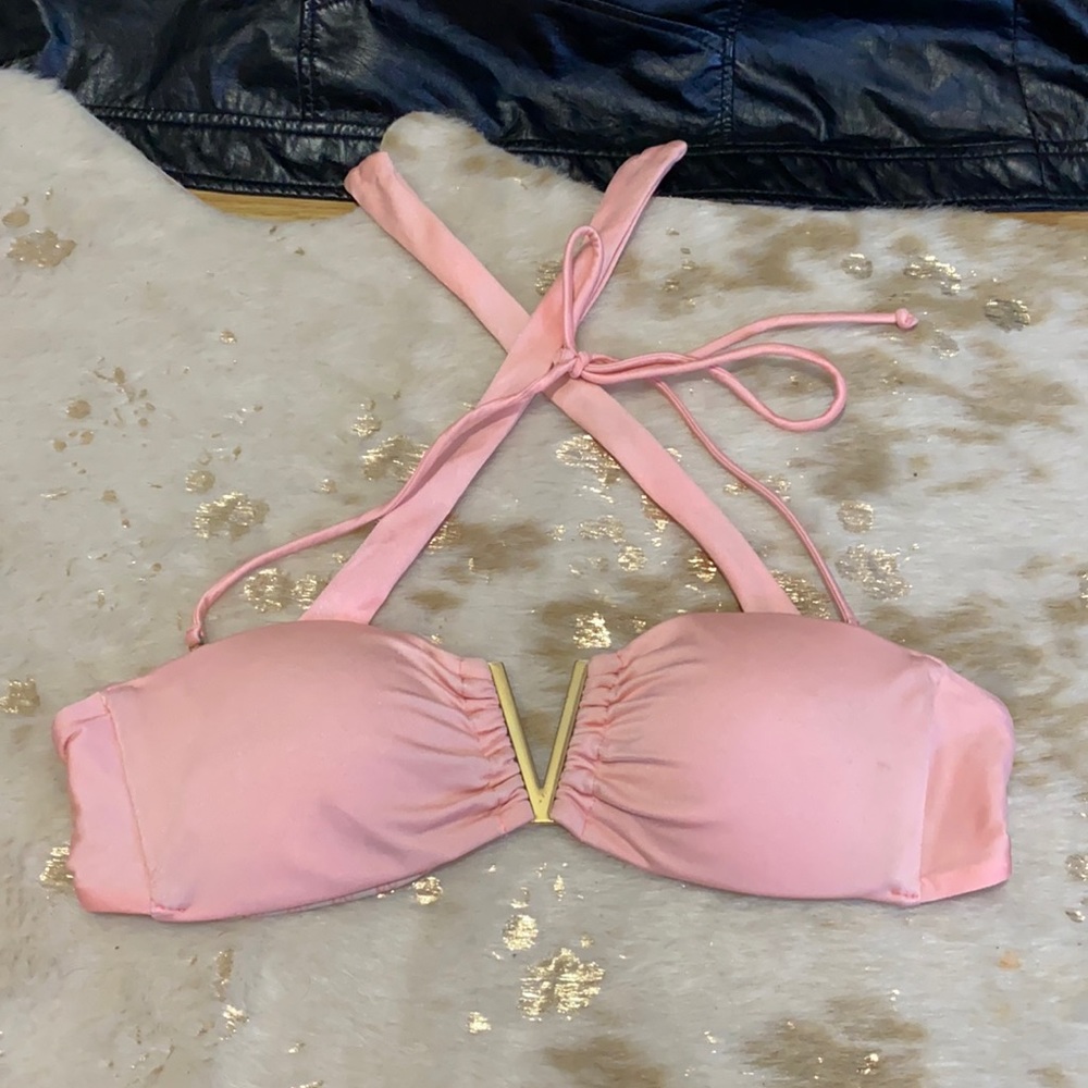 Transformable VS bathing suit top!